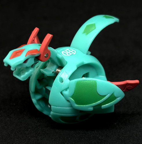 Bakugan pyro dragonoid - dragonoid, pyrus