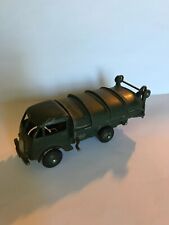 DINKY TOYS STUDEBAKER  BENNE A