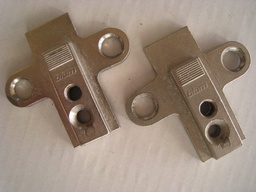 Lot platines de fixation - ,