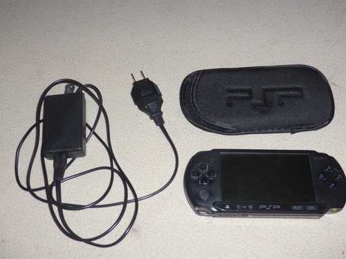 Black playstation portable - black,