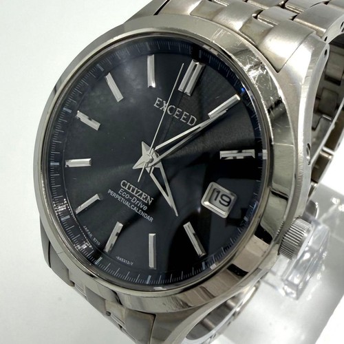 Montre solaire pour homme