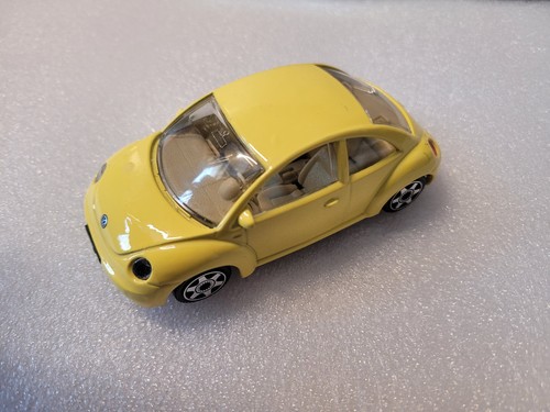 Volkswagen new beetle jaune - new,