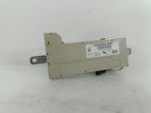 Amplificateur antenne - amplificateur, d'antenne