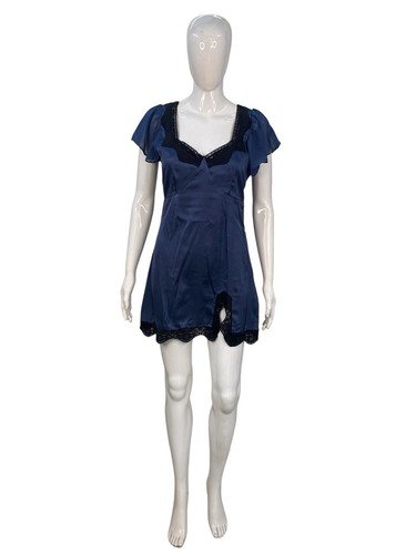 Robe mini courte soie - en,