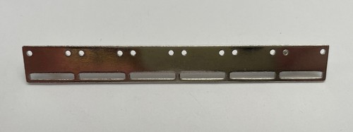 Système attache pour - gb.,