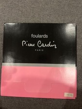 Foulard Pierre Cardin ( Hermès Louis Vuitton Chanel Dior Guy Laroche Vuitton)