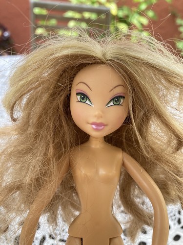 Poupée winx flora vintage - winx,