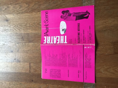 Revue avant scene theatre - avant,