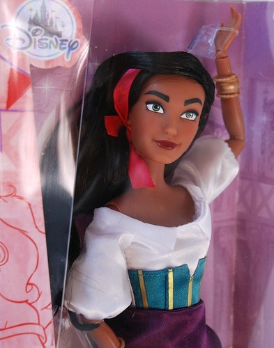 Disney esmeralda classic doll - disney,