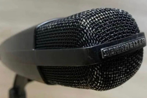 Sennheiser 421 microphone - md,