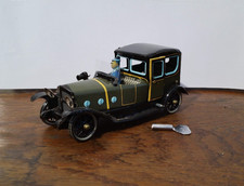 Jouet mécanique vintage en tôle - Paya - Voiture de Maître avec chauffeur