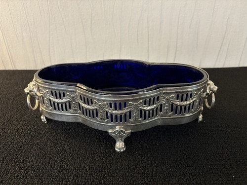 Coupe centre table - , style