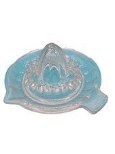 Ancien presse agrumes en verre