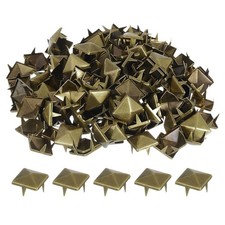 80Pcs Rivet Pyramide Carrée