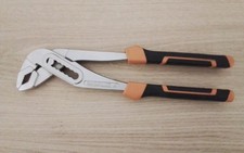 Pince multiprise Magnusson