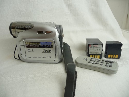 Jvc d340ek mini digital - mini,