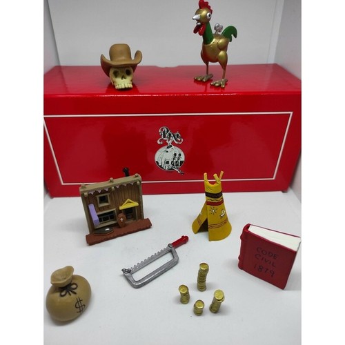 Figurine objets mythe - figurine,