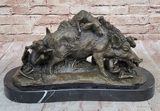 Sculpture En Bronze Marbré De Sanglier Avec Chiens De Chasse Figurine D'Art