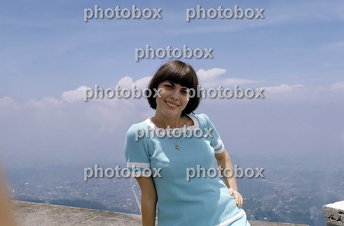 Mireille mathieu exclusive - mireille,