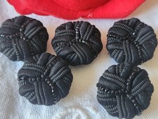 Lot 5 boutons anciens