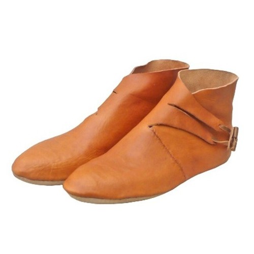 Chaussures médiévales - , en