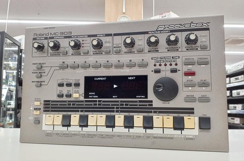 Synthétiseur roland 303 - synthétiseur,