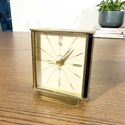 Horloge mécanique vintage - , en