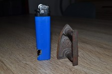 Tout petit fer à repasser