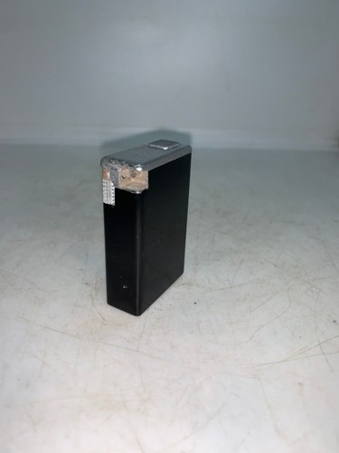 Ancien briquet marque - de,