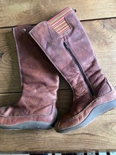 bottes cuir Aigle moca  38, parfait état très peu portées 