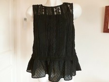SUPERBE HAUT " ZARA " DENTELLE ET TULLE NOIRE TAILLE S 38 / 40  ETAT NEUF