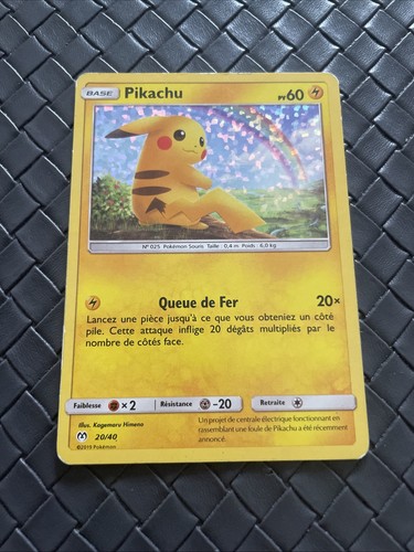 Carte pokémon pikachu holo - pokémon,