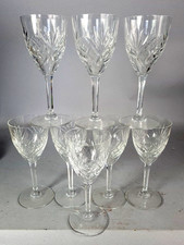 Saint Louis: 8 verres à eau cristal modèle Chantilly signé  Parfait état SB877