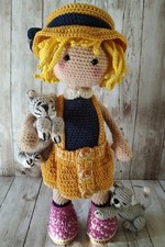 POUPEE AU CROCHET "TESSA"