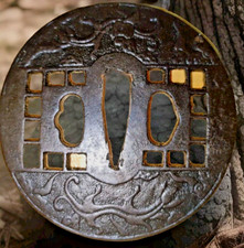 tsuba sukashi Katana japon Periode Edo  fer forgé Thème Pont Dragon