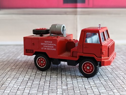 Pompiers solido berliet - solido,