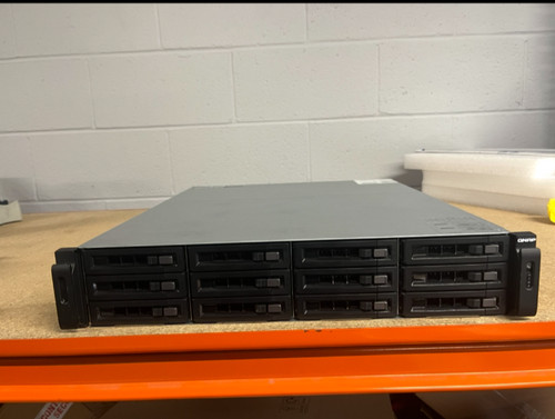 Ec1280u baies qnap - 12,