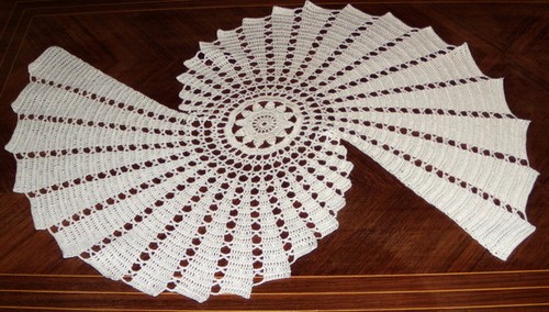 Napperon fait main crochet - main,
