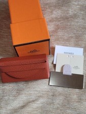 Authentique étui à lèvres