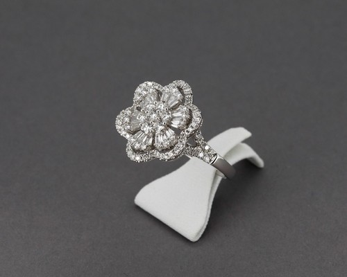 Bague marguerite pavage - , de