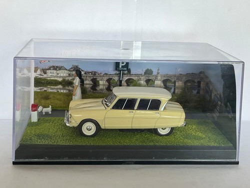Diorama voiture citroen - voiture,