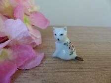 Figurine chat miniature en