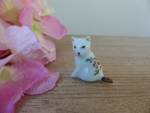 Figurine chat miniature - , en