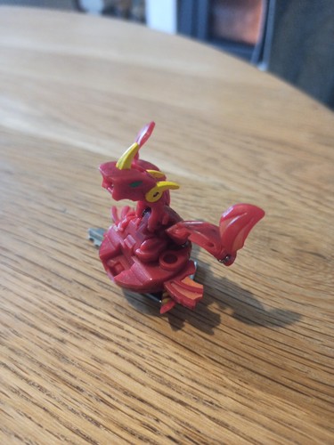 Bakugan ultra dragonoid pyrus - bakugan,