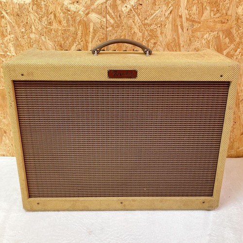 Amplificateur guitare à - de,