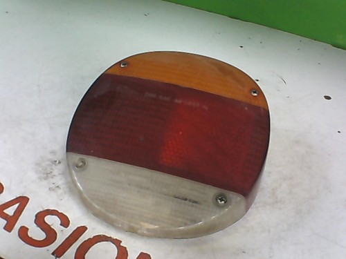 Cabochon arriere droit