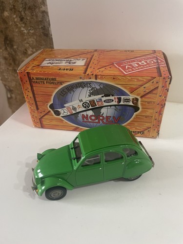 Voiture miniature norev - voiture,