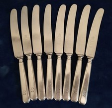 8 Couteaux à désert manches