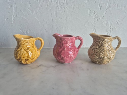 Lot jolis pots lait à - 3, lait,