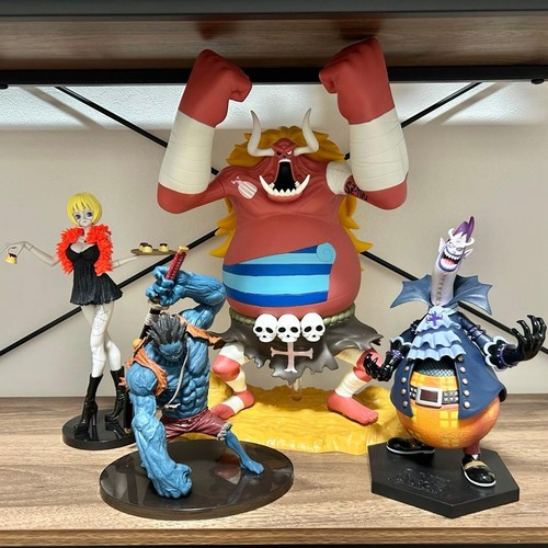 Lot figurines one - lot,